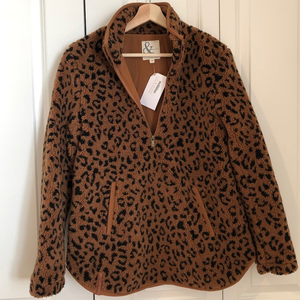 Ampersand Pullover Fleece